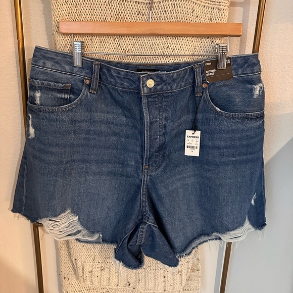 Express Shorts Nwt Express Denim Boyfriend Midrise Shorts Poshmark